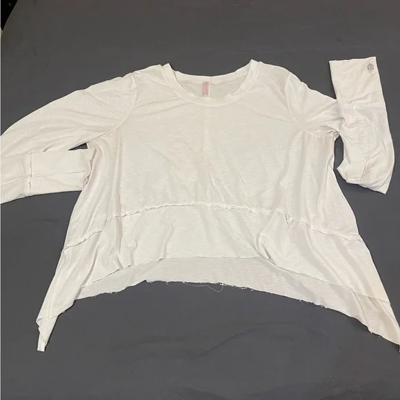 Free People Tempo Long Sleeve athletic top - Picture 5 of 8